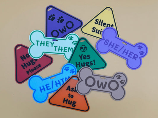 Info Badge - Boundaries or Pronouns